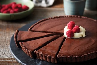 Chocolate cremeux tart